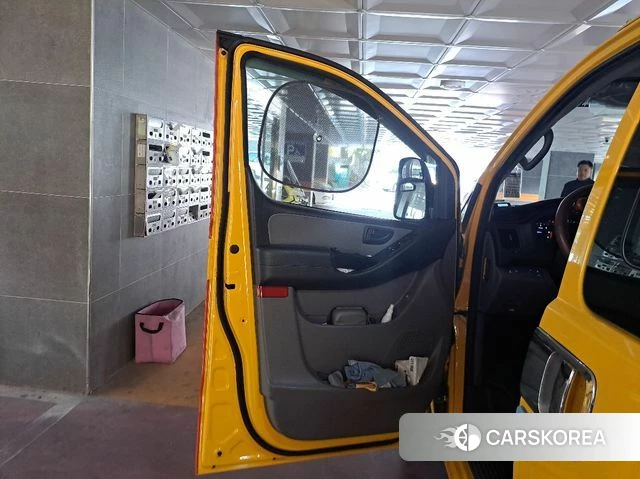 Hyundai The New Grand Starex id 5029285 из Кореи 17