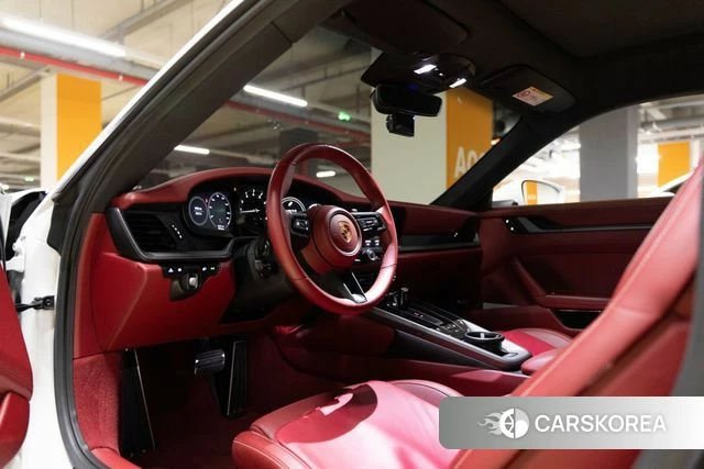 Porsche 911(992) id 4750768 из Кореи 17