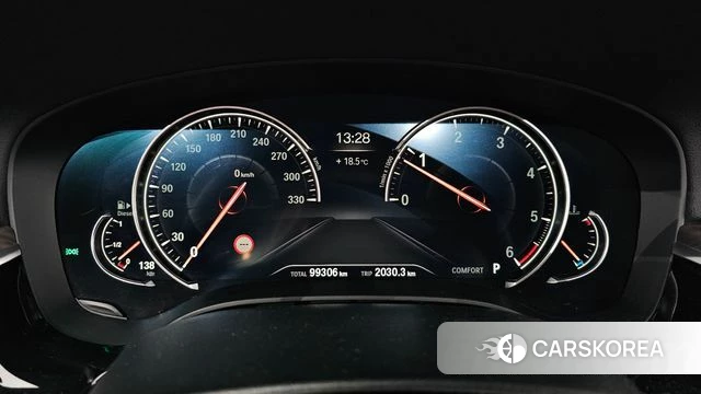 BMW 5 Series (G30) id 4988553 из Кореи 32