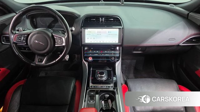 Jaguar XE id 4998417 из Кореи 29