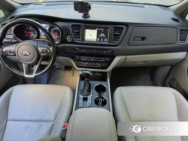 Kia The New Carnival id 5035516 из Кореи 17
