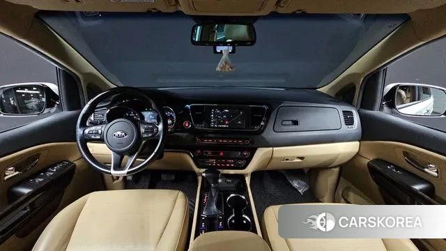 Kia The New Carnival id 3599084 из Кореи 17