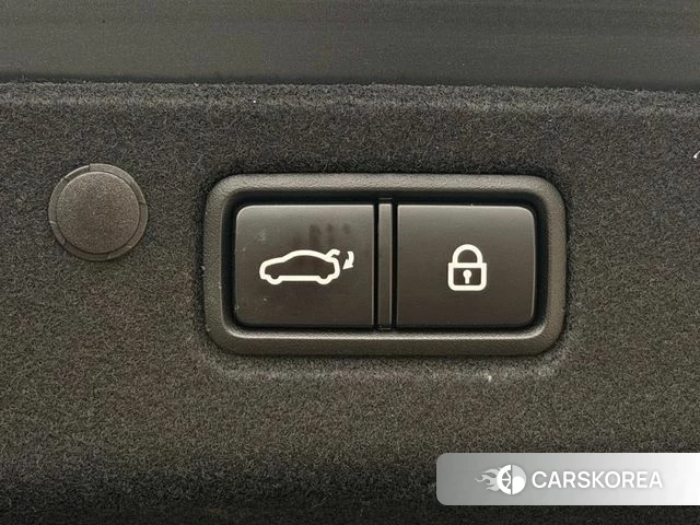 Hyundai The New Grandeur IG Hybrid id 5013363 из Кореи 17