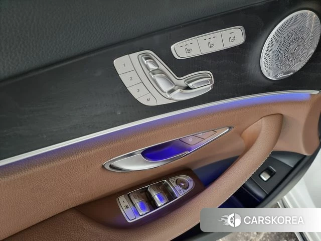Mercedes-Benz E-Class W213 id 5000773 из Кореи 17