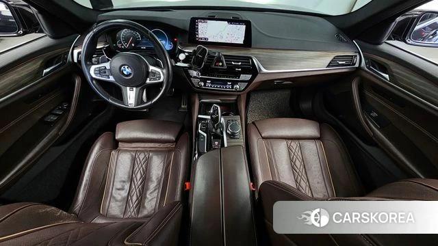BMW 5 Series (G30) id 4937391 из Кореи 17