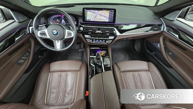BMW 5 Series (G30) id 4997541 из Кореи 29