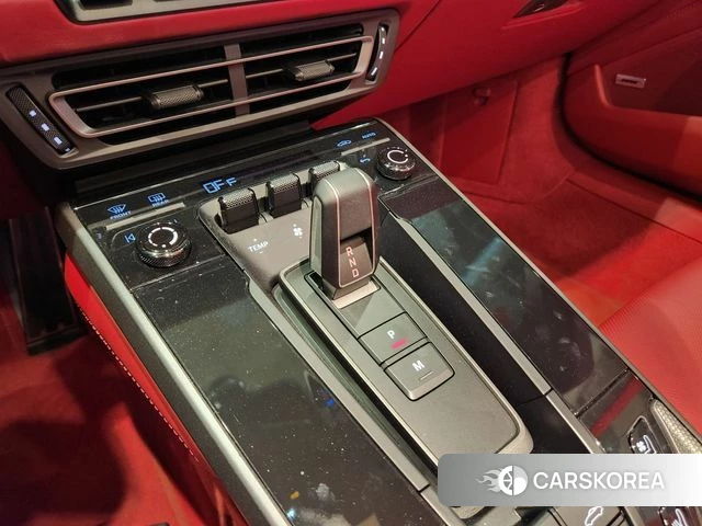 Porsche 911(992) id 4660299 из Кореи 13