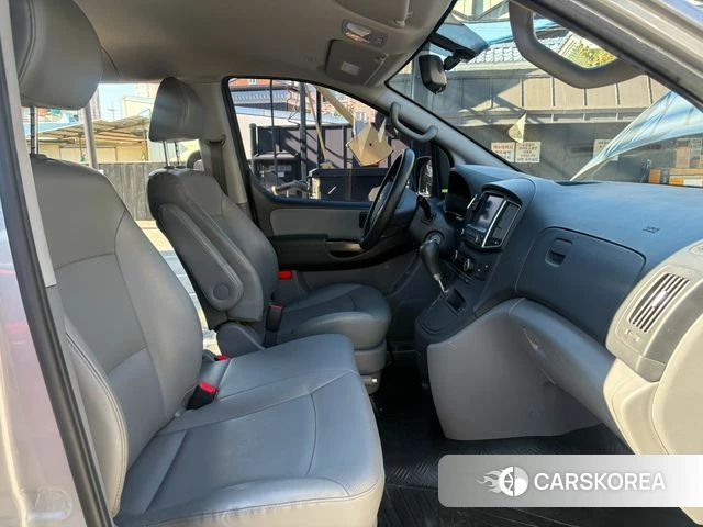 Hyundai The New Grand Starex id 5023675 из Кореи 17