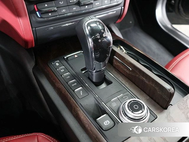 Maserati Quattroporte id 4978181 из Кореи 16