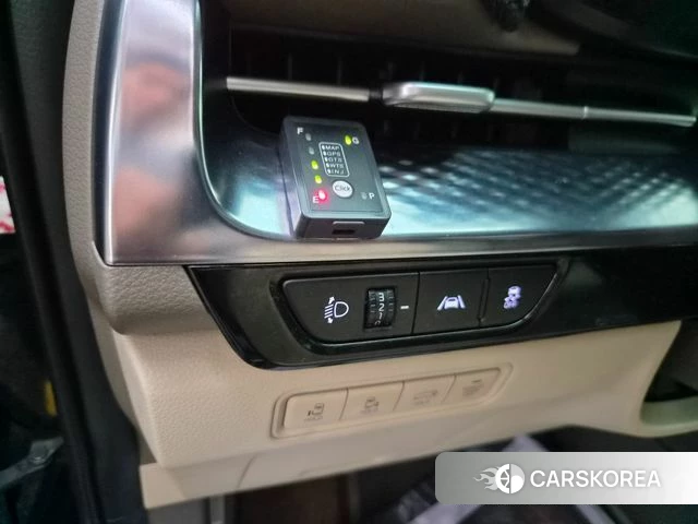 Kia Carnival 4th generation id 5040502 из Кореи 16