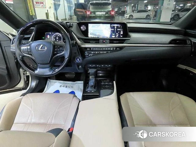 Lexus ES300h 7th generation id 5013842 из Кореи 16