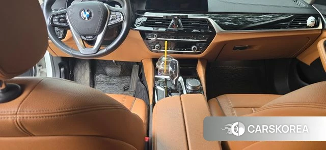 BMW 5 Series (G30) id 4998864 из Кореи 7