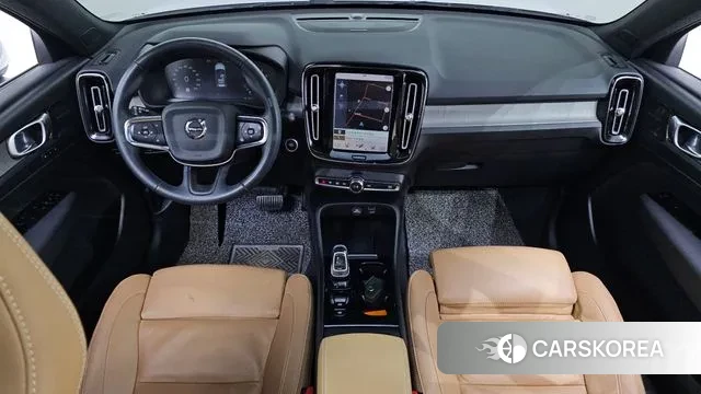 Volvo XC40 id 3697021 из Кореи 17