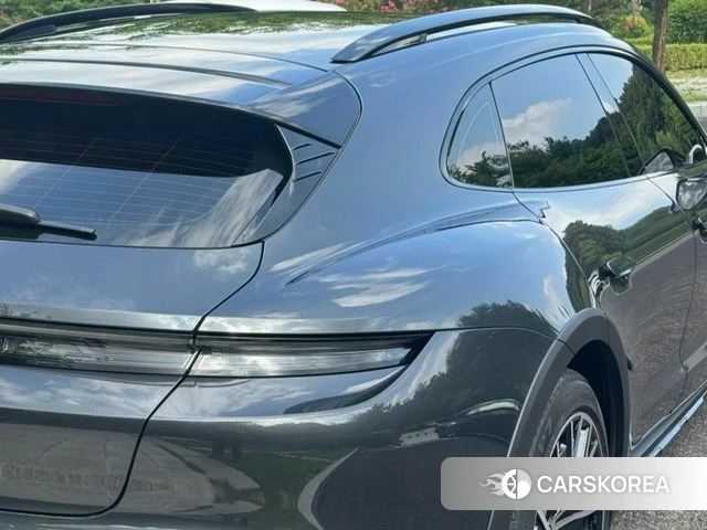Porsche Taycan id 4645445 из Кореи 17