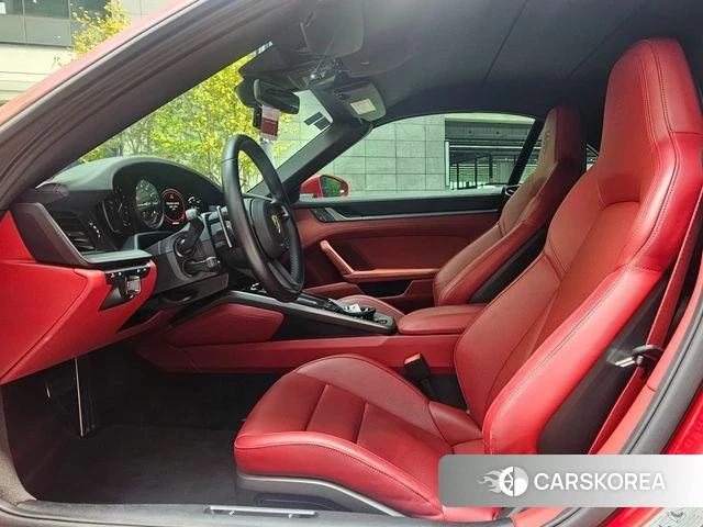 Porsche 911(992) id 4757942 из Кореи 17