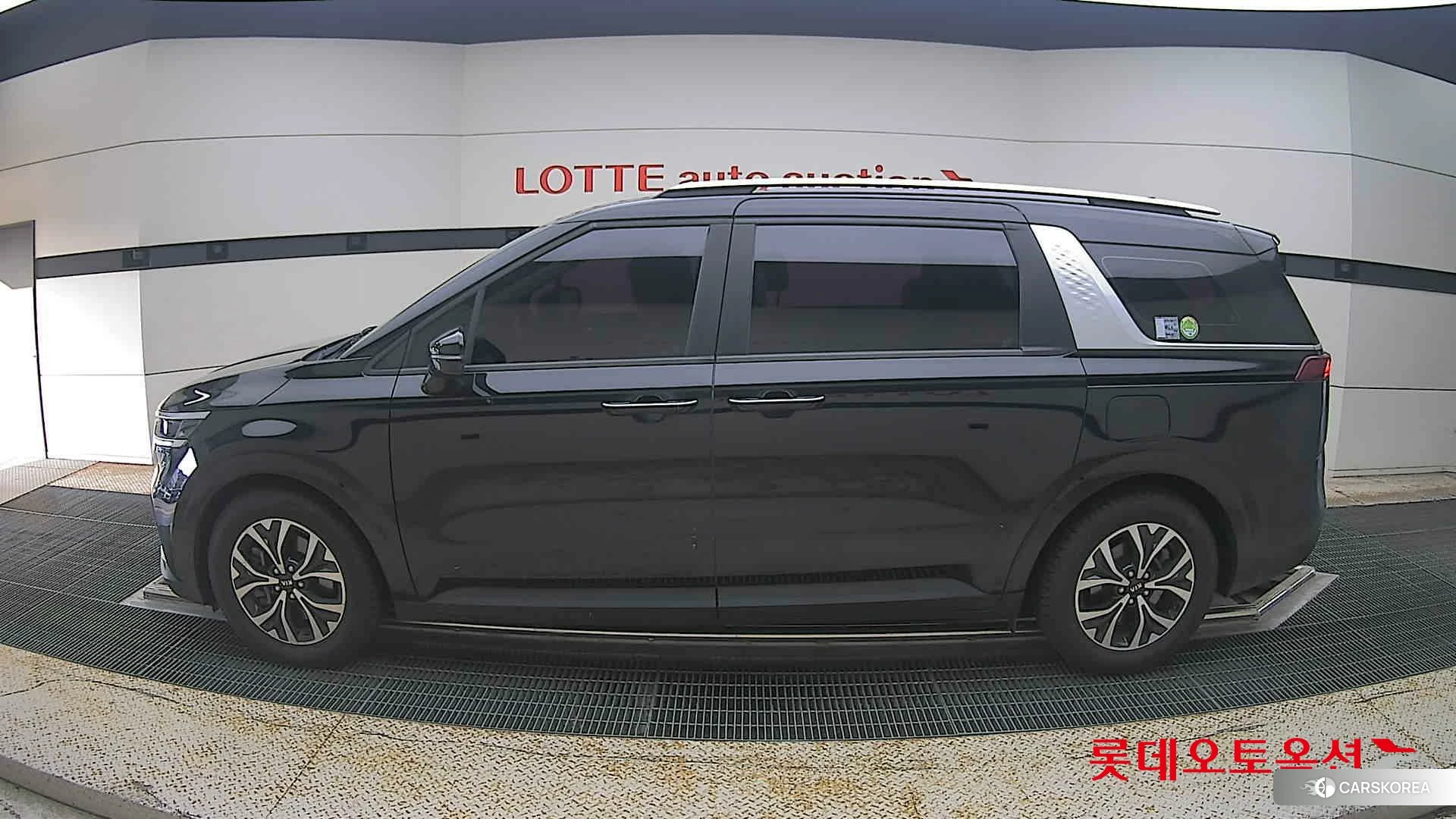 Kia Carnival id 4984662 из Кореи 34