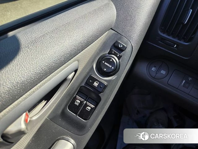 Hyundai The New Grand Starex id 4971062 из Кореи 9