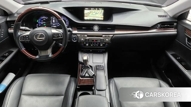 Lexus New ES300h id 5029401 из Кореи 31