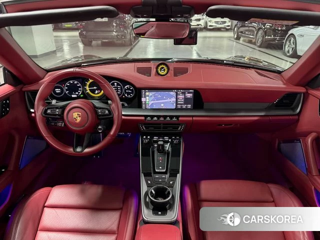 Porsche 911(992) id 4943118 из Кореи 17