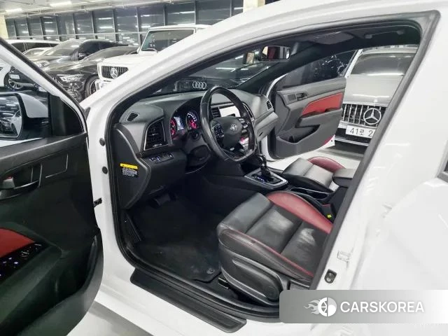 Hyundai Avante AD id 5018842 из Кореи 17