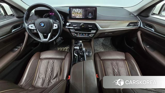 BMW 5 Series (G30) id 5034954 из Кореи 27