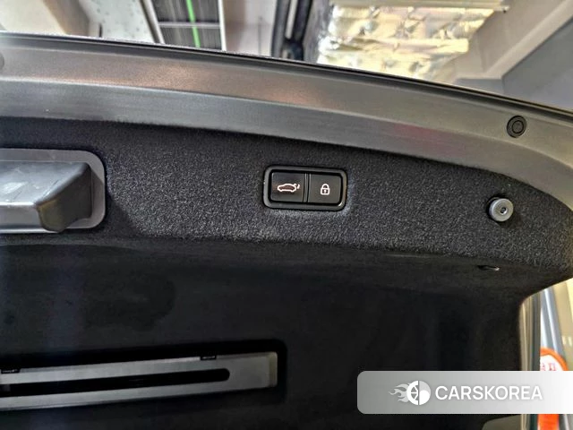 Genesis G90 id 5018675 из Кореи 17
