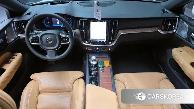 Volvo V60 Cross-Country 2nd Generation id 3685131 из Кореи 17