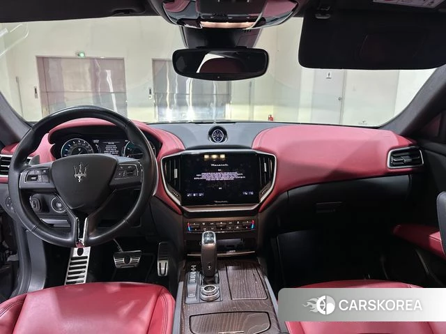 Maserati Ghibli id 4990917 из Кореи 13