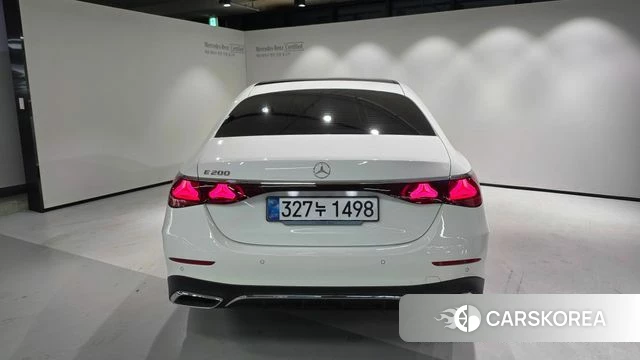 Mercedes-Benz E-Class W214 id 4979983 из Кореи 17
