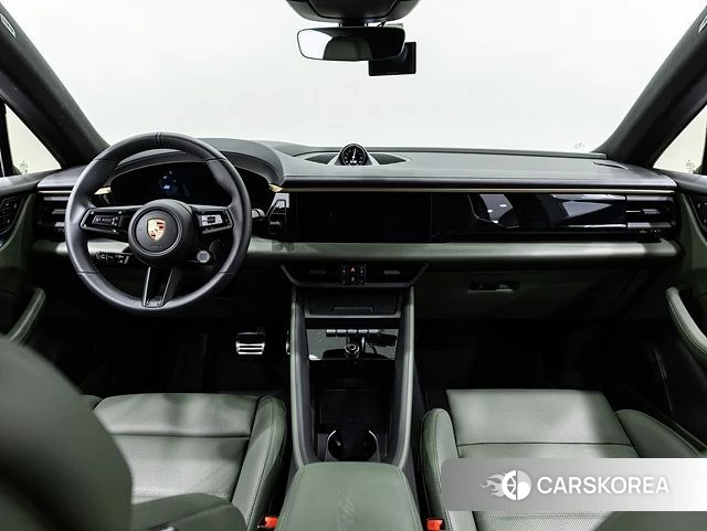 Porsche Makan EV id 4897800 из Кореи 17