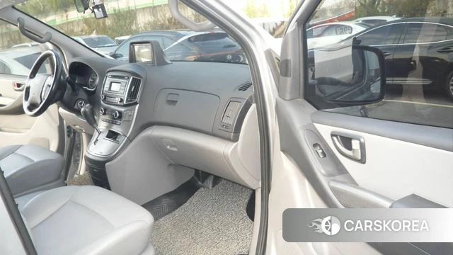 Hyundai The New Grand Starex id 4977363 из Кореи 13