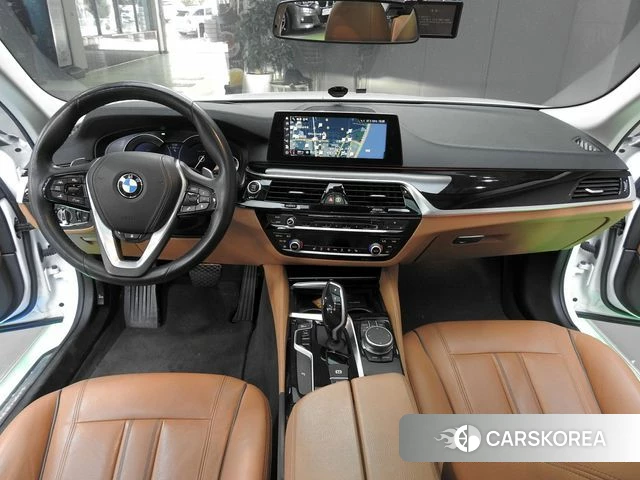 BMW 5 Series (G30) id 5029475 из Кореи 17