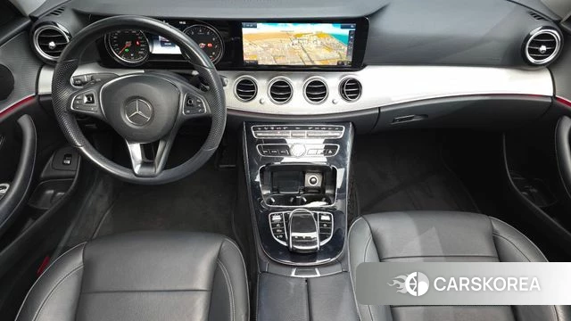 Mercedes-Benz E-Class W213 id 4978229 из Кореи 28