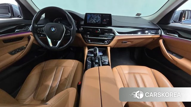 BMW 5 Series (G30) id 5013516 из Кореи 31