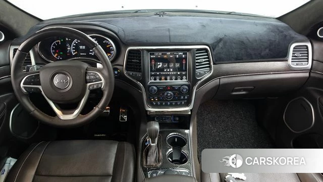 Jeep Grand Cherokee id 5042020 из Кореи 30