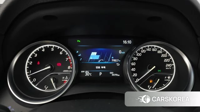 Toyota Camry (XV70) id 4907579 из Кореи 29