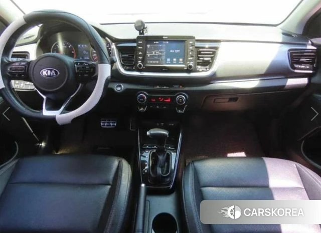 Kia Stonic id 5014069 из Кореи 17