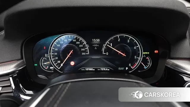 BMW 5 Series (G30) id 3608448 из Кореи 17