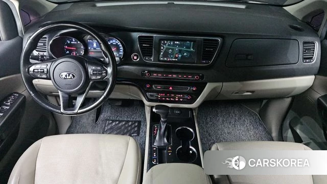Kia The New Carnival id 5035626 из Кореи 17