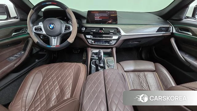 BMW 5 Series (G30) id 4966935 из Кореи 33