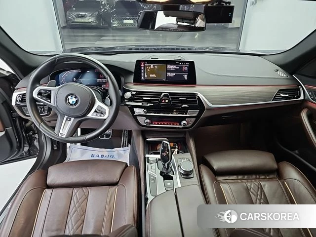BMW 5 Series (G30) id 4937281 из Кореи 16