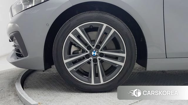 BMW 1 Series (F40) id 4948491 из Кореи 17