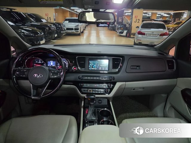 Kia The New Carnival id 5023653 из Кореи 17
