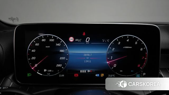 Mercedes-Benz C-Class W206 id 5001946 из Кореи 33