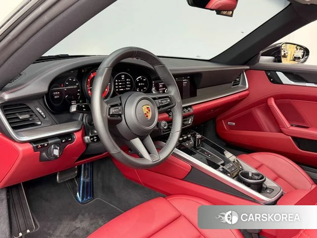 Porsche 911(992) id 4943669 из Кореи 17