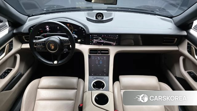 Porsche Taycan id 4985811 из Кореи 33