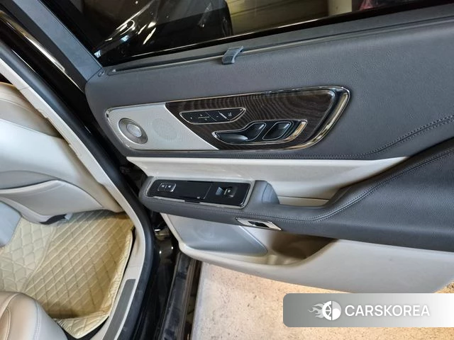 Lincoln Continental 10th Generation id 4952658 из Кореи 14
