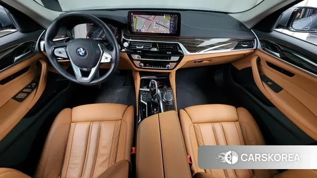 BMW 5 Series (G30) id 3518307 из Кореи 17