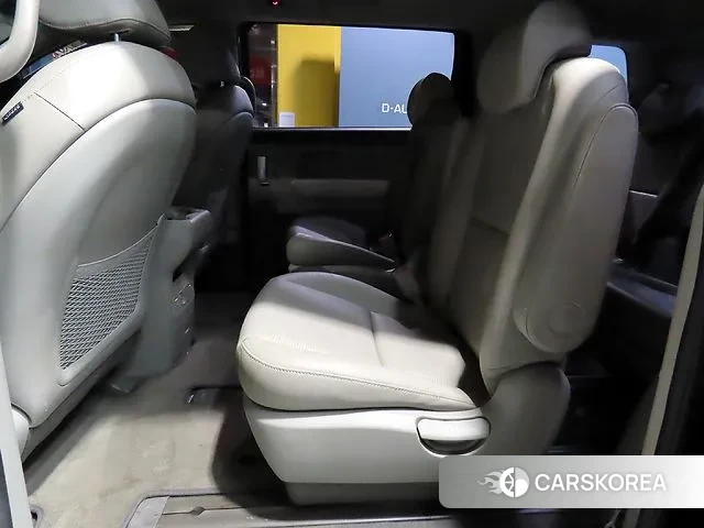 Kia The New Carnival id 3612599 из Кореи 17
