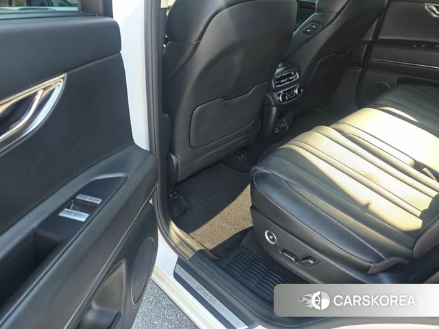 Genesis GV80 id 4958348 из Кореи 17